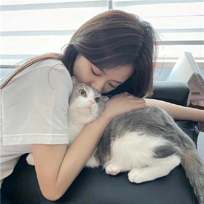 珍妮吻我